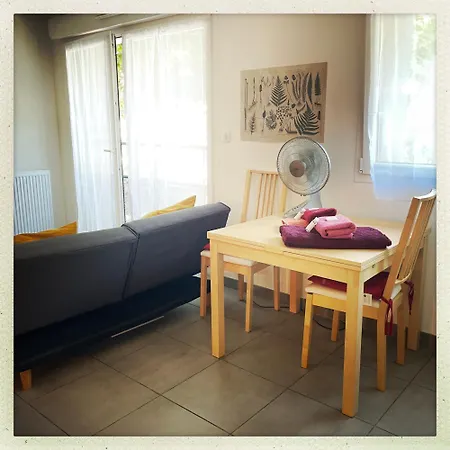 Daire Studio Dans Avec Parking Prive *