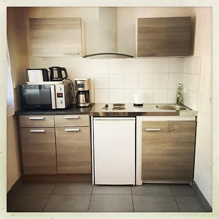 Studio Dans Avec Parking Prive Daire Annecy